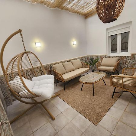 Virgen De Gracia Apartments Малага Экстерьер фото