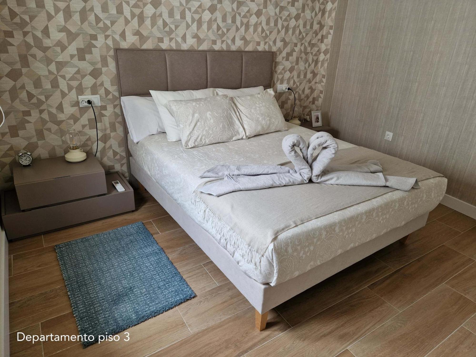 Virgen De Gracia Apartments Малага Экстерьер фото