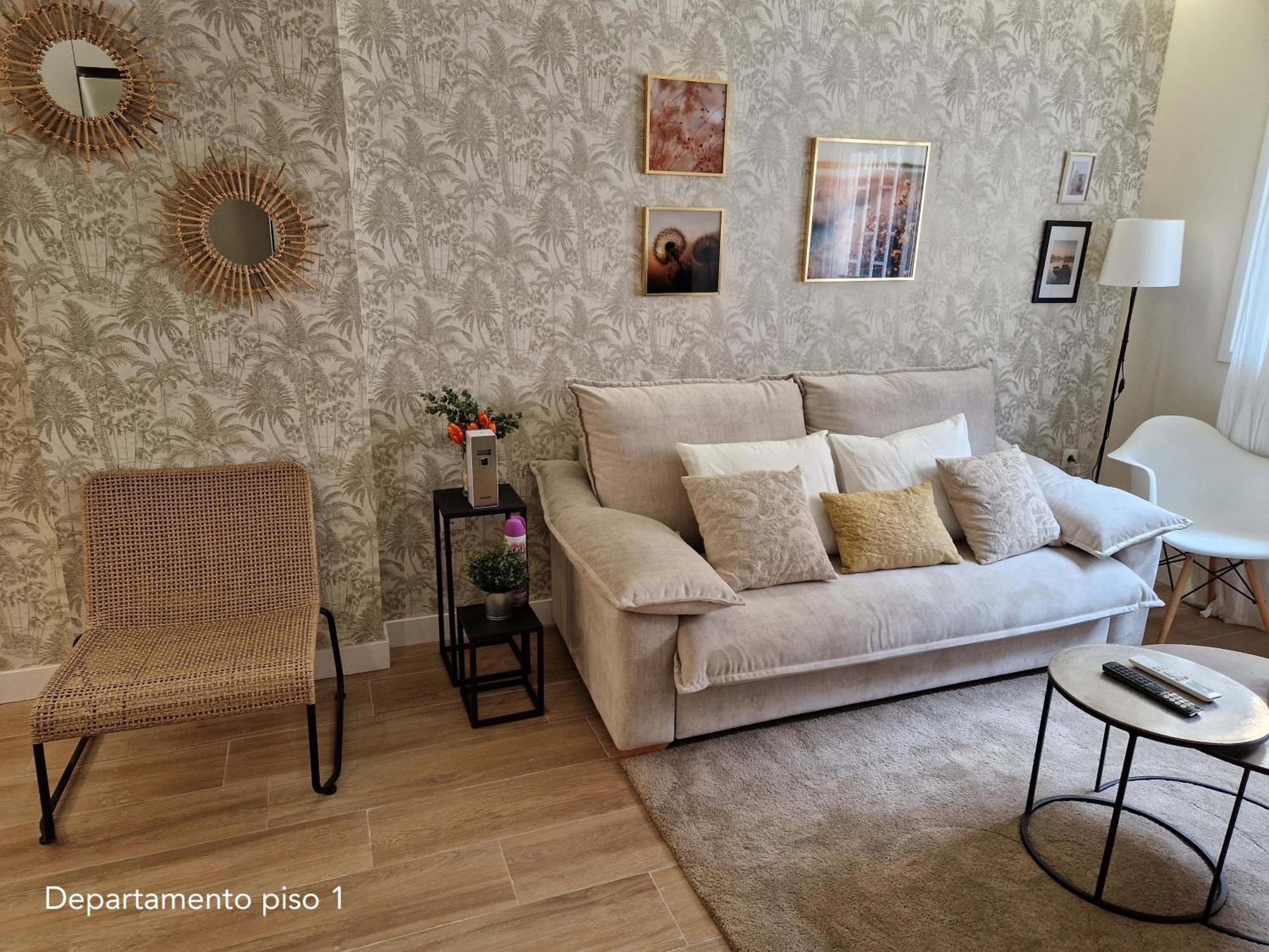 Virgen De Gracia Apartments Малага Экстерьер фото